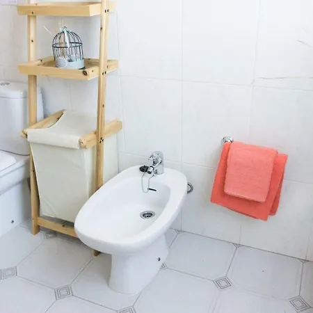 La Rivera Apartment